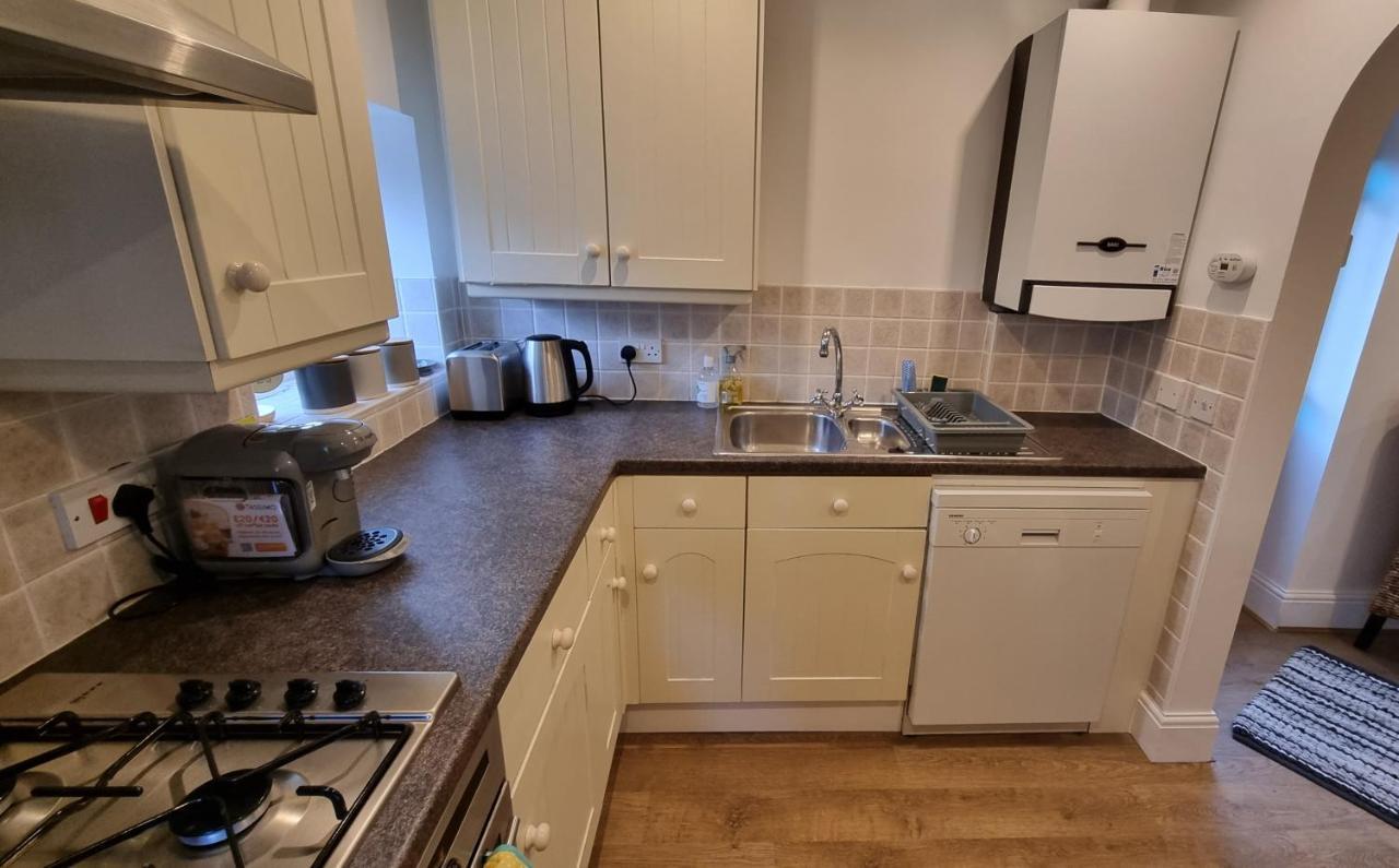 צ'סטרפילד Garden Cottage - Ashover Village Near Matlock מראה חיצוני תמונה