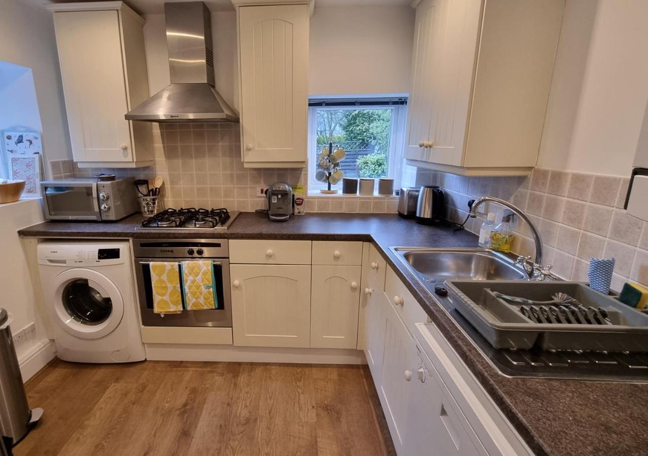 צ'סטרפילד Garden Cottage - Ashover Village Near Matlock מראה חיצוני תמונה